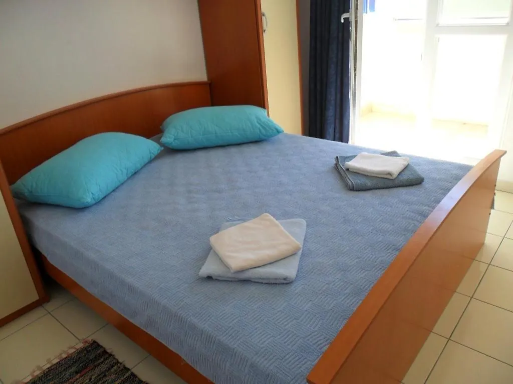 Apartment In Okrug Gornji With Seaview, Terrace, Air Condition, Wifi Trogir 0*,