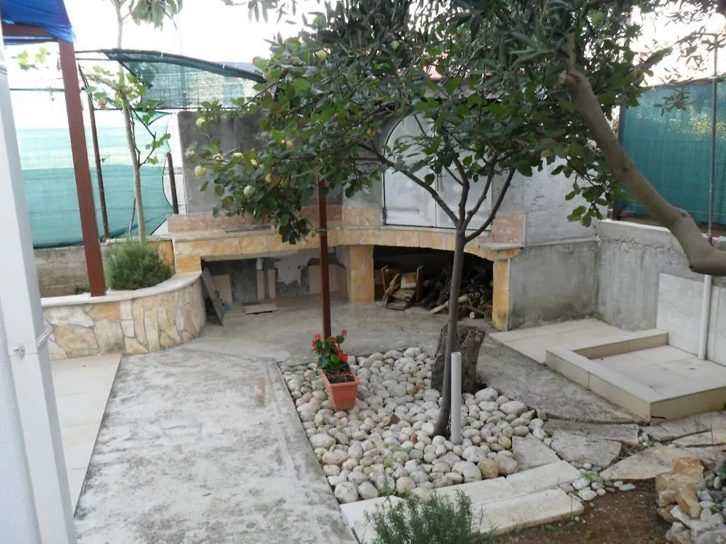 Apartment In Okrug Gornji With Seaview, Terrace, Air Condition, Wifi Trogir Croatia