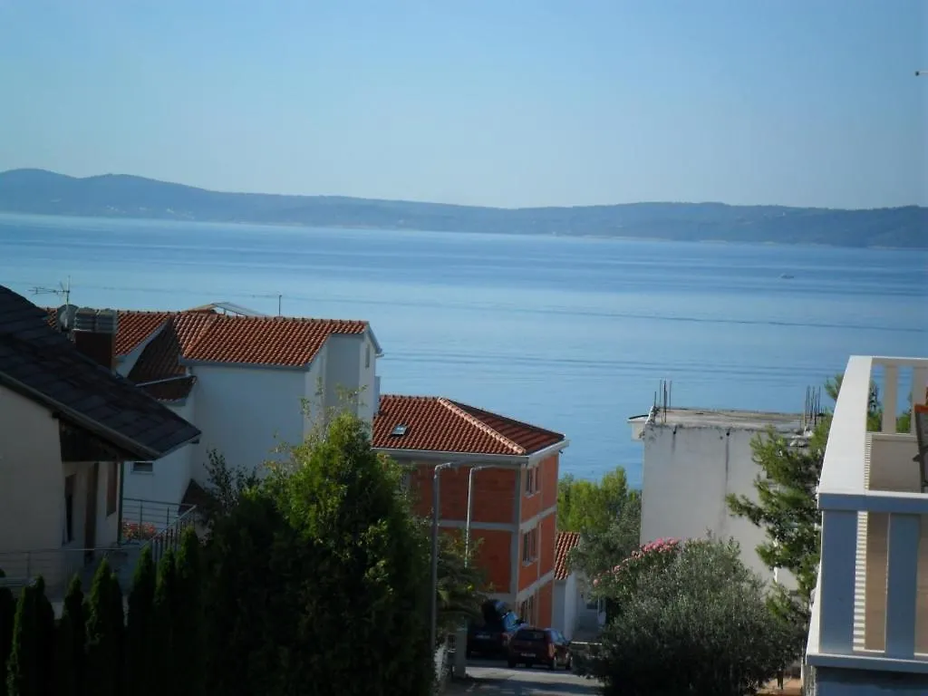 Apartment In Okrug Gornji With Seaview, Terrace, Air Condition, Wifi Trogir