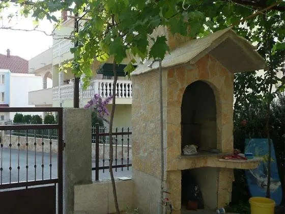 Apartment In Okrug Gornji With Seaview, Terrace, Air Condition, Wifi Trogir